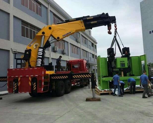 大型機(jī)械搬運(yùn)怎么保障安全